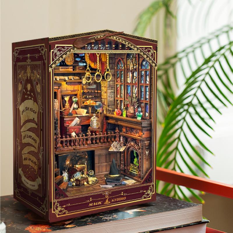 DIY Book Nook Shelf Insert Kit - Model Kit Studio recensie en prijs