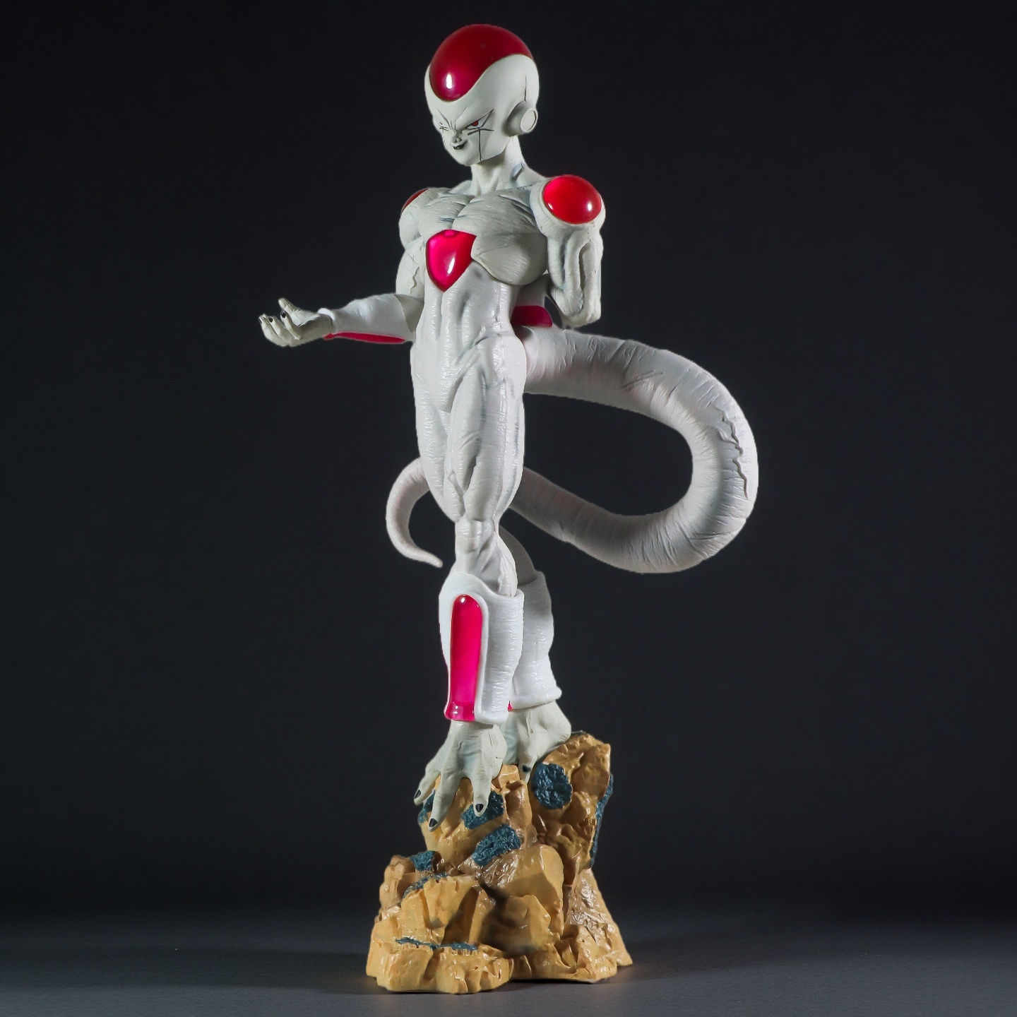 26cm Dragon Ball Z Figure Frie - Model Kit Frieza recensie en prijs