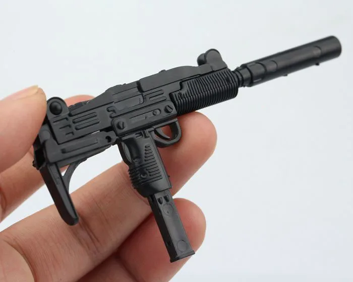 1/6 UZI Submachine Gun Plastic - Model Kit Weapons recensie en prijs