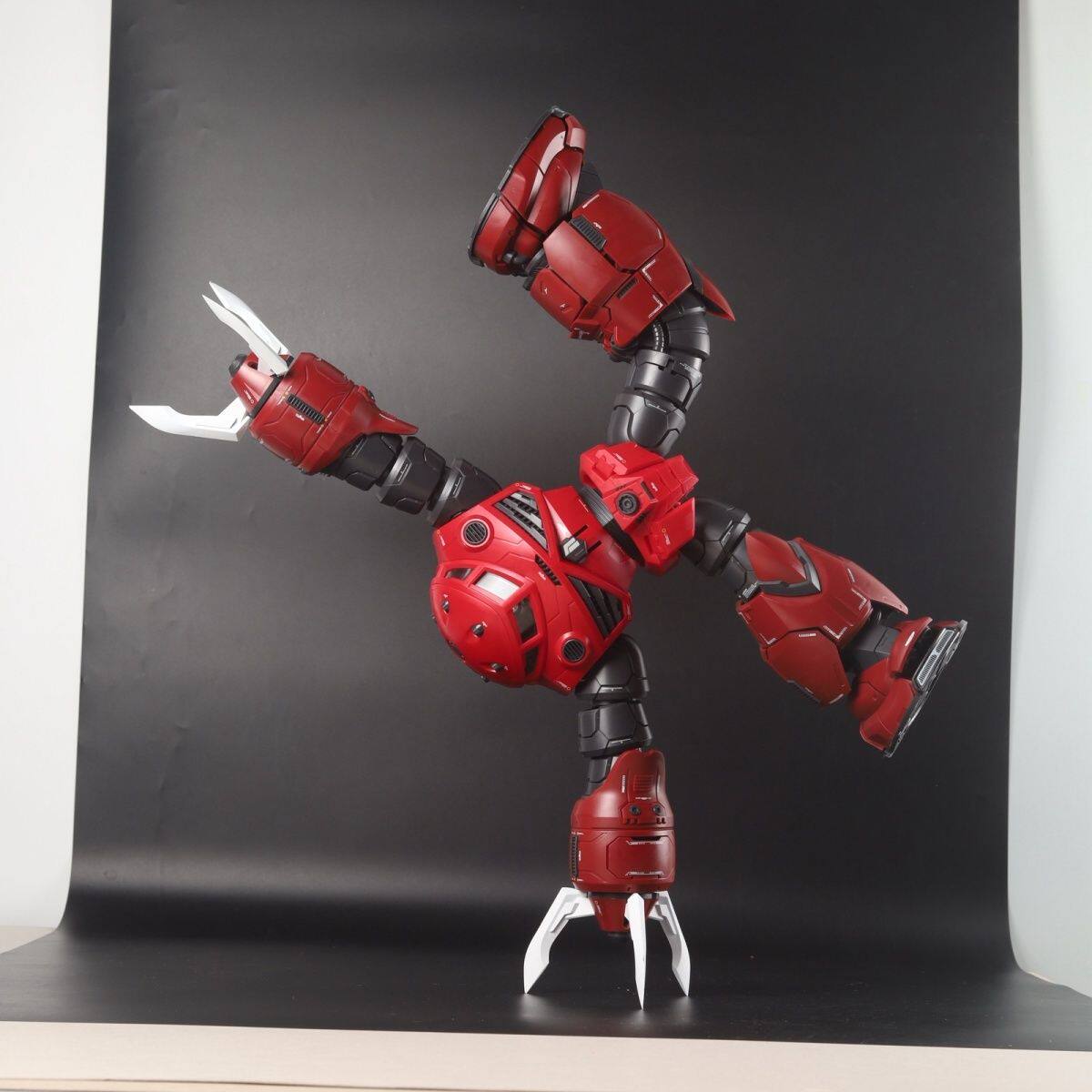 In Stock Reservation One Eyed  - Model Kit Studio recensie en prijs
