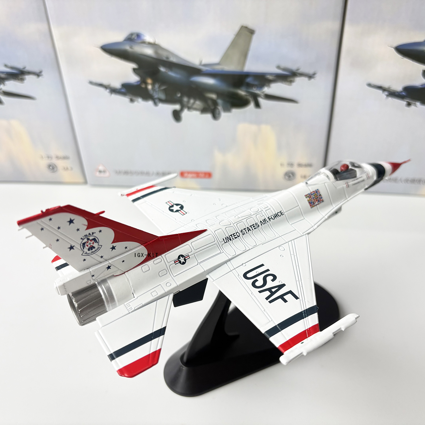 1/72 Scale U.S. Air Force F-16 - Model Kit F16 recensie en prijs