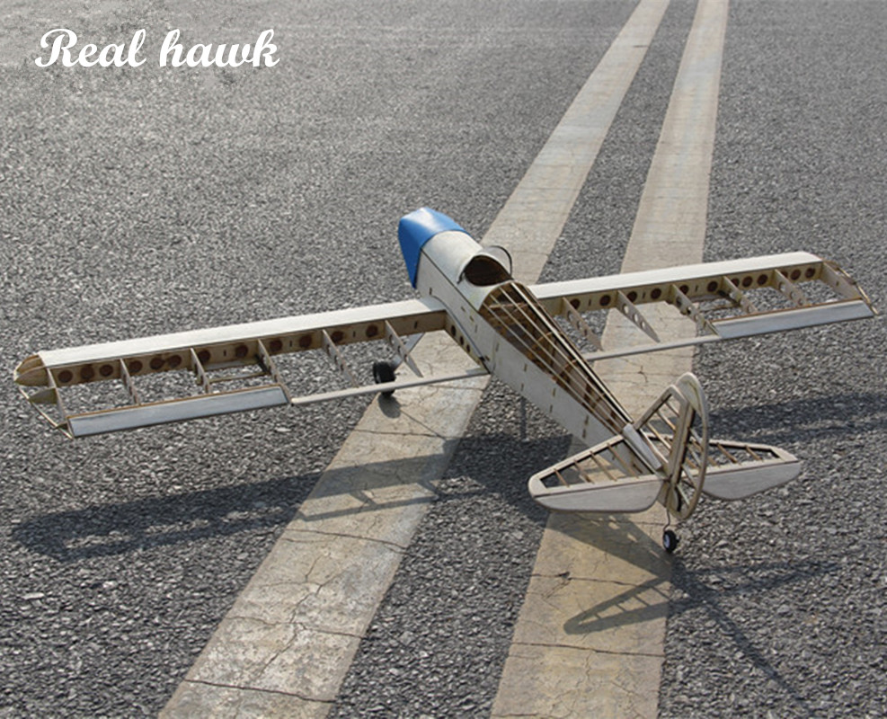 RC AirPlanes Laser Cut Balsa W - Model Kit Ixchel recensie en prijs