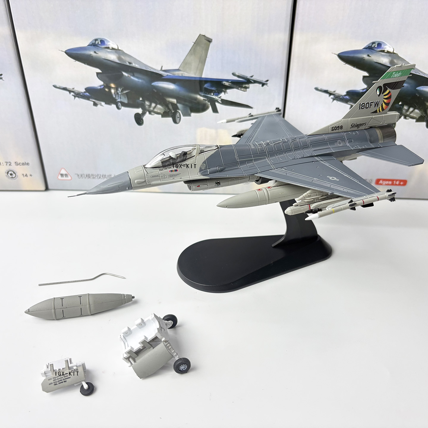 1/72 Scale U.S. Air Force F-16 - Model Kit F16 recensie en prijs